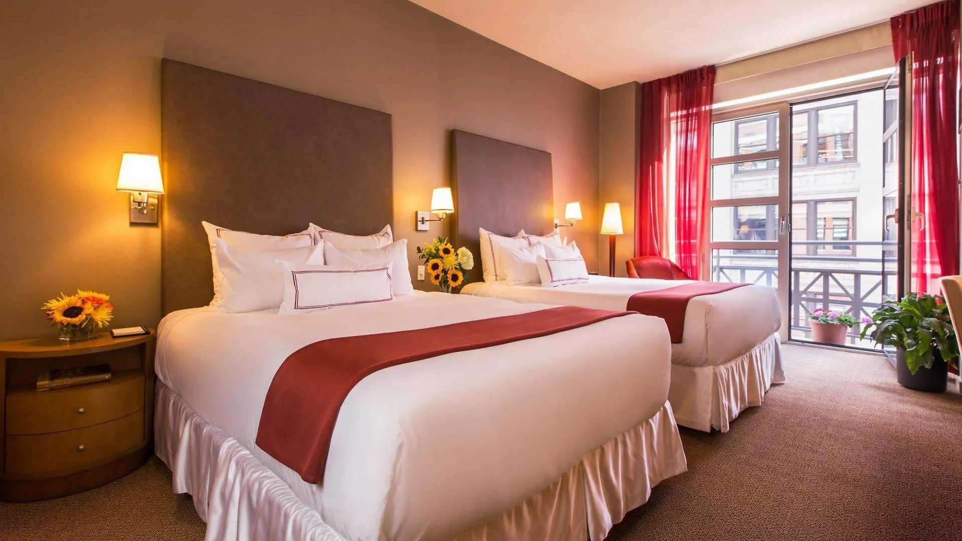 Hotel Giraffe By Library Hotel Collection New York USA