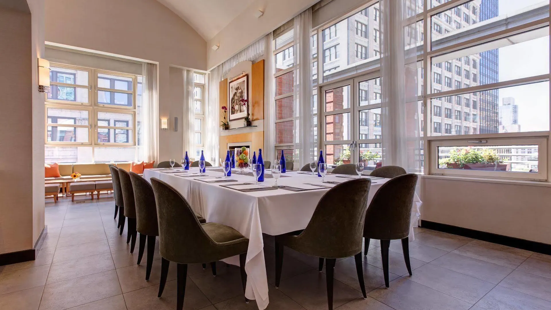 Hotel Giraffe By Library Hotel Collection New York