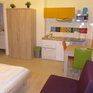 Aparthotel Amber Gardenview Downtown ***